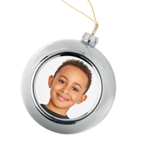 Bola de Natal prateada personalizada com foto Bola de Natal prateada personalizada com foto