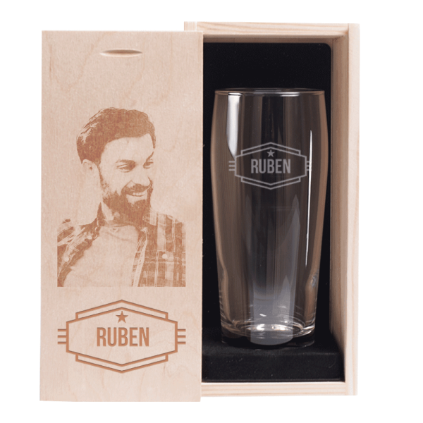 Copo de cerveja com nome e sua caixa com foto Copo de cerveja com nome e sua caixa com foto