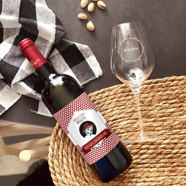 Copo de vinho com nome gravado Copo de vinho com nome gravado