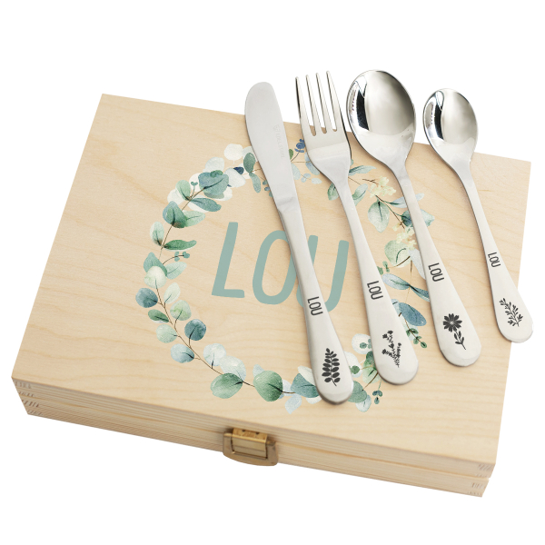 Cofrinho com padrão vegetal e seus talheres personalizados