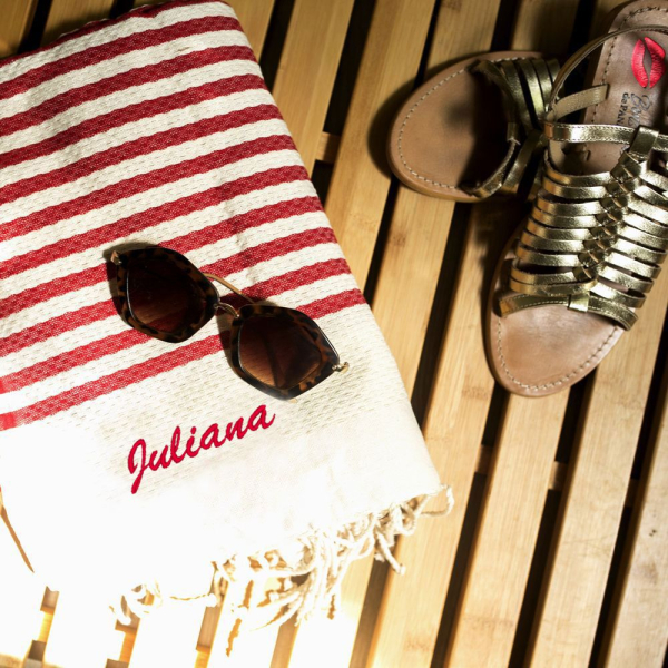 Fouta tradicional personalizada com riscas