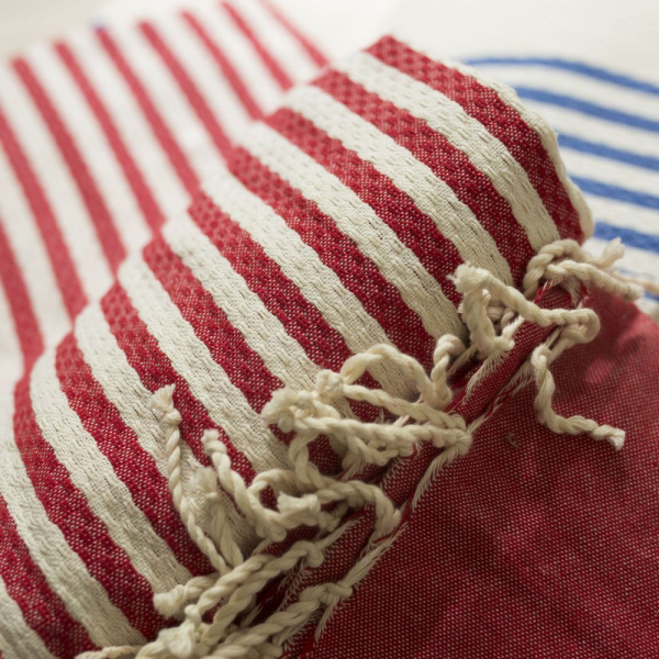 Fouta tradicional personalizada com riscas