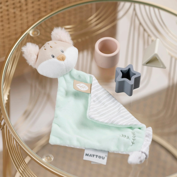 Mini boneco de peluche Flo a raposa bordado