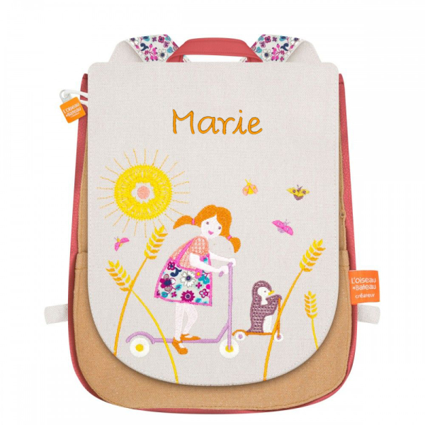Mochila infantil personalizada com bordado de trotineta