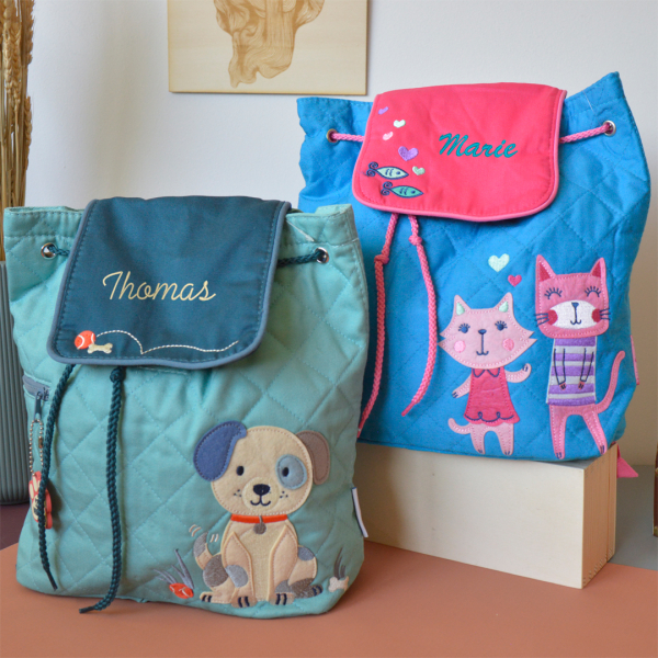 Mochila personalizada com gatos