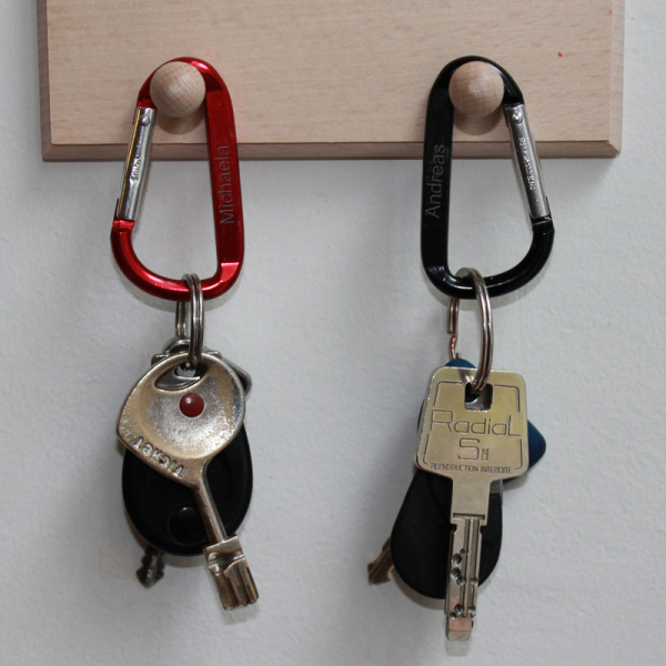 Chaveiro personalizado em forma de mosquetão
