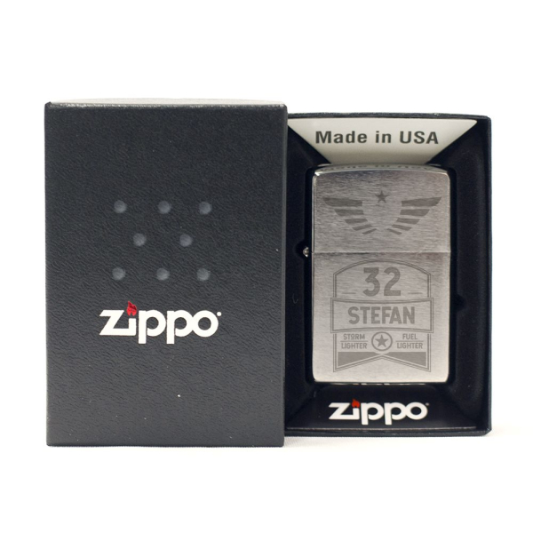 Zippo® aniversário personalizadoZippo® aniversário personalizado