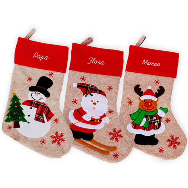 Meia de Natal bege com efeito linho bordada com nome