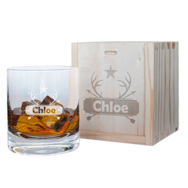 Copo de whisky gravado com nome